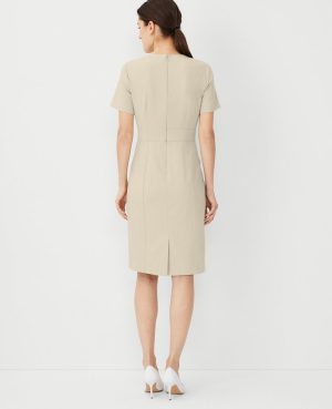 The Short Sleeve Sheath Dress in Bi-Stretch – Curvy Fit