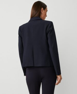 The Notched One Button Blazer in Seasonless Stretch