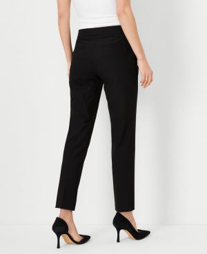 The Ankle Pant in Seasonless Stretch