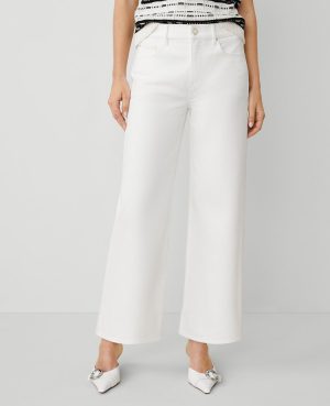The Petite Wide-Leg Crop Jean