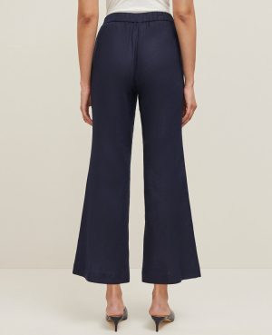 The Petite Flare Ankle Pant in Linen Blend &mdash; Curvy Fit