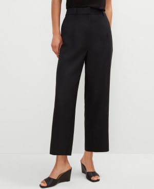 The Petite Relaxed Ankle Pant
