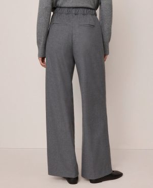 Weekend Collection Wide-Leg Jogger Pant
