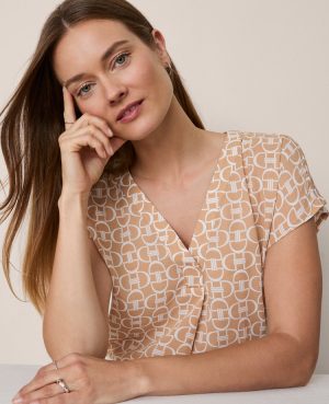 Chain Link Mixed Media Top