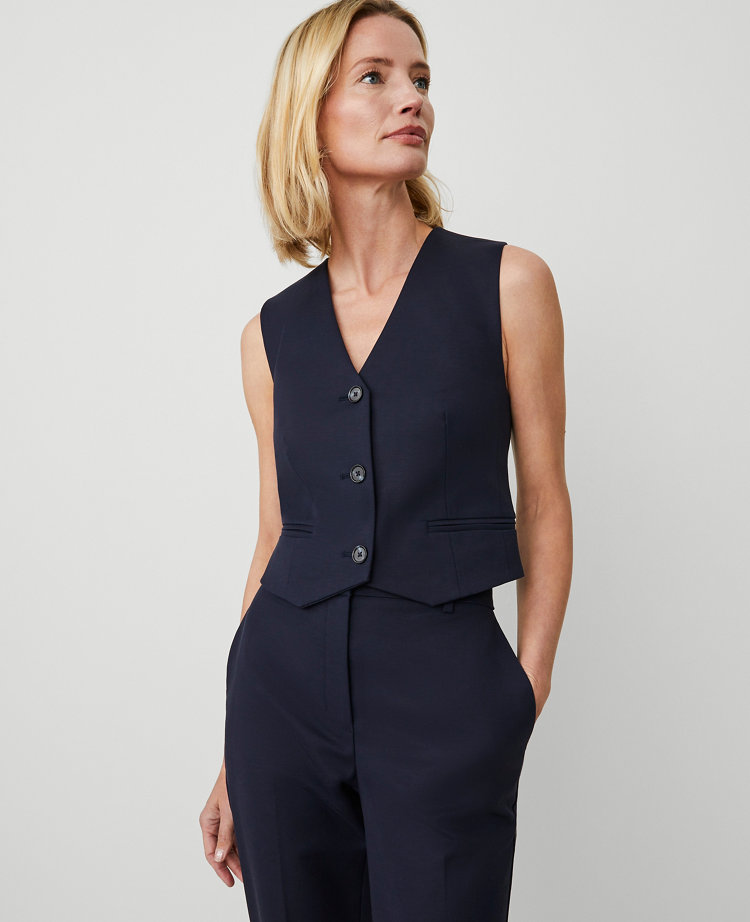 The Petite Tailored Vest in Stretch Cotton