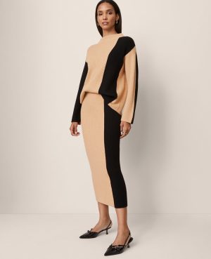 Colorblock Ribbed Mock Neck Sweater